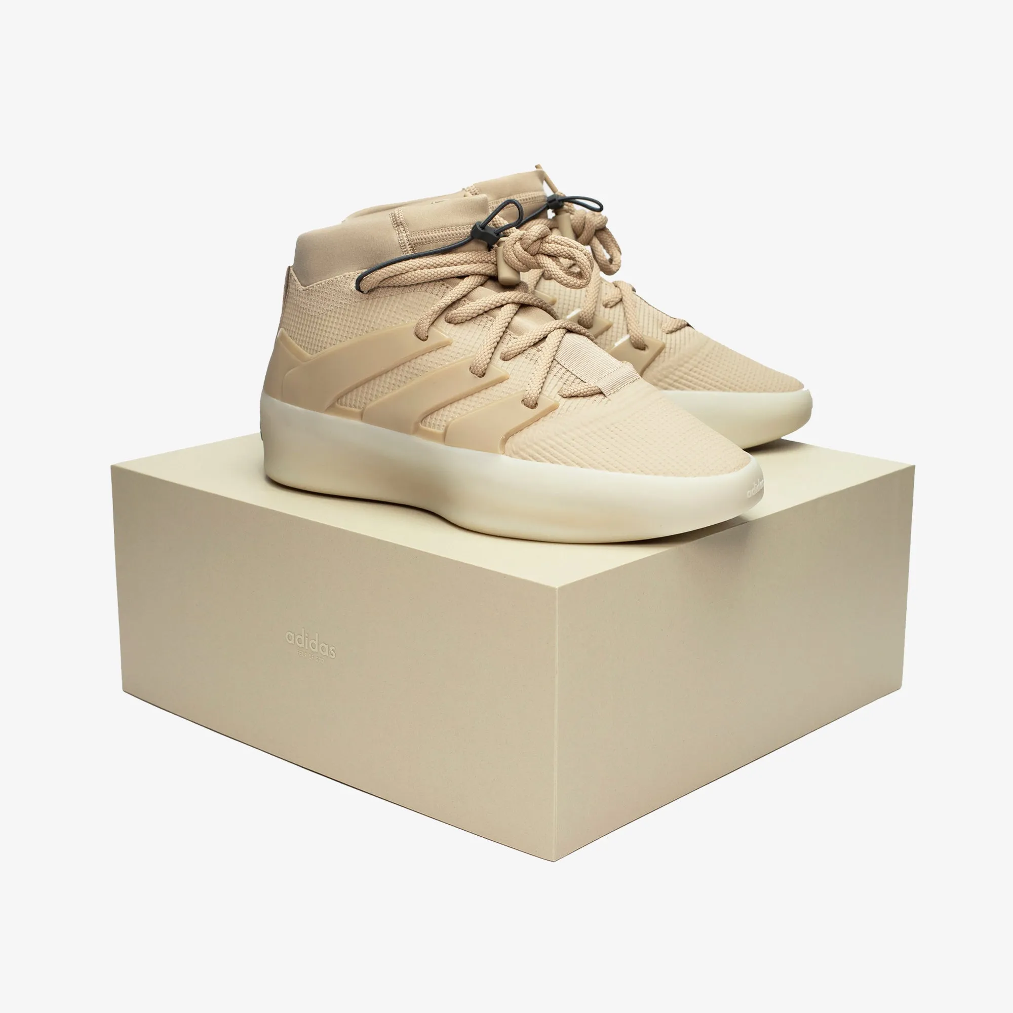 ADIDAS | FEAR OF GOD ATHLETICS X ADIDAS 1 BASKETBALL { CLAY/CLAY/CLAY