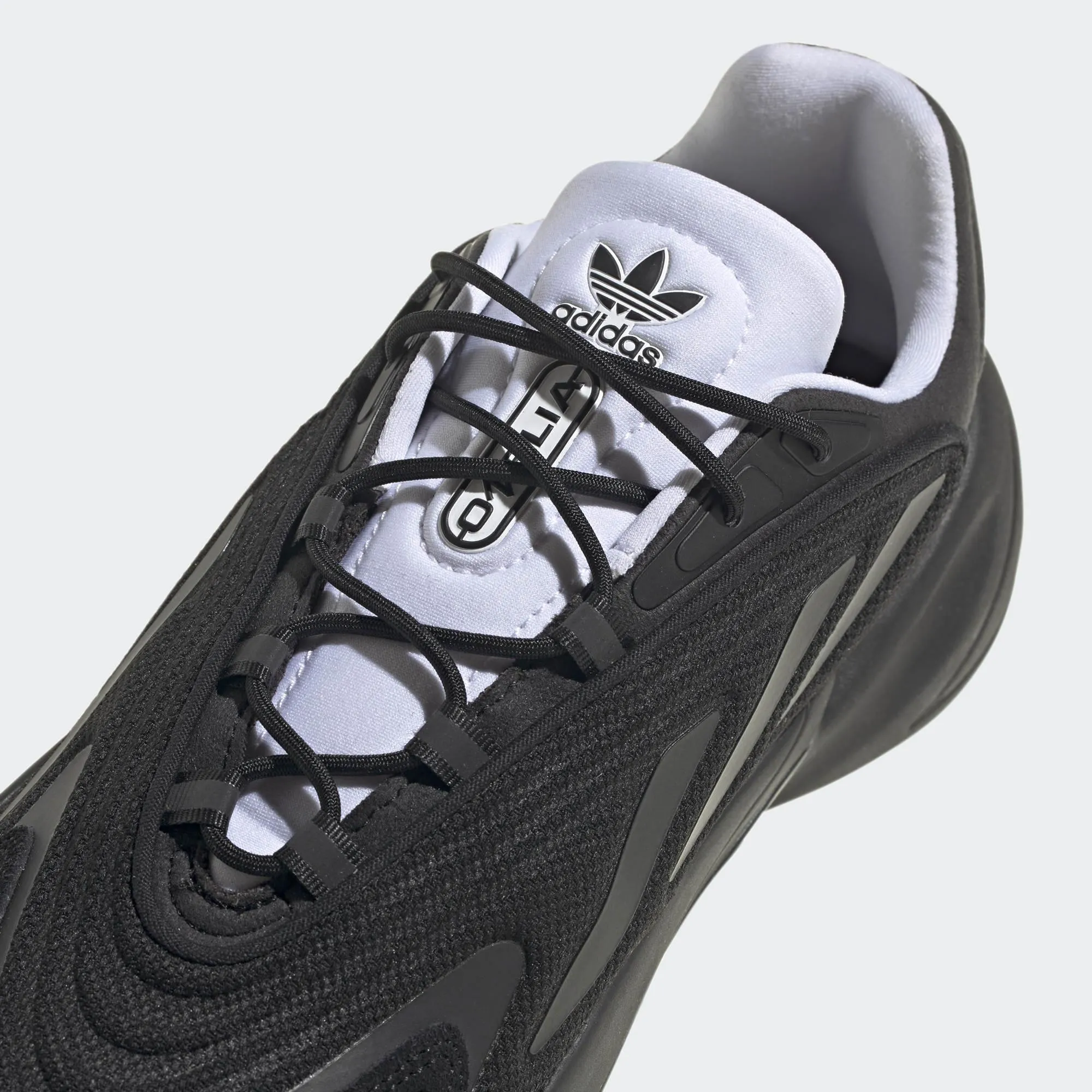 Adidas Men's Ozelia Shoes - Core Black / Ftwr White / Core Black