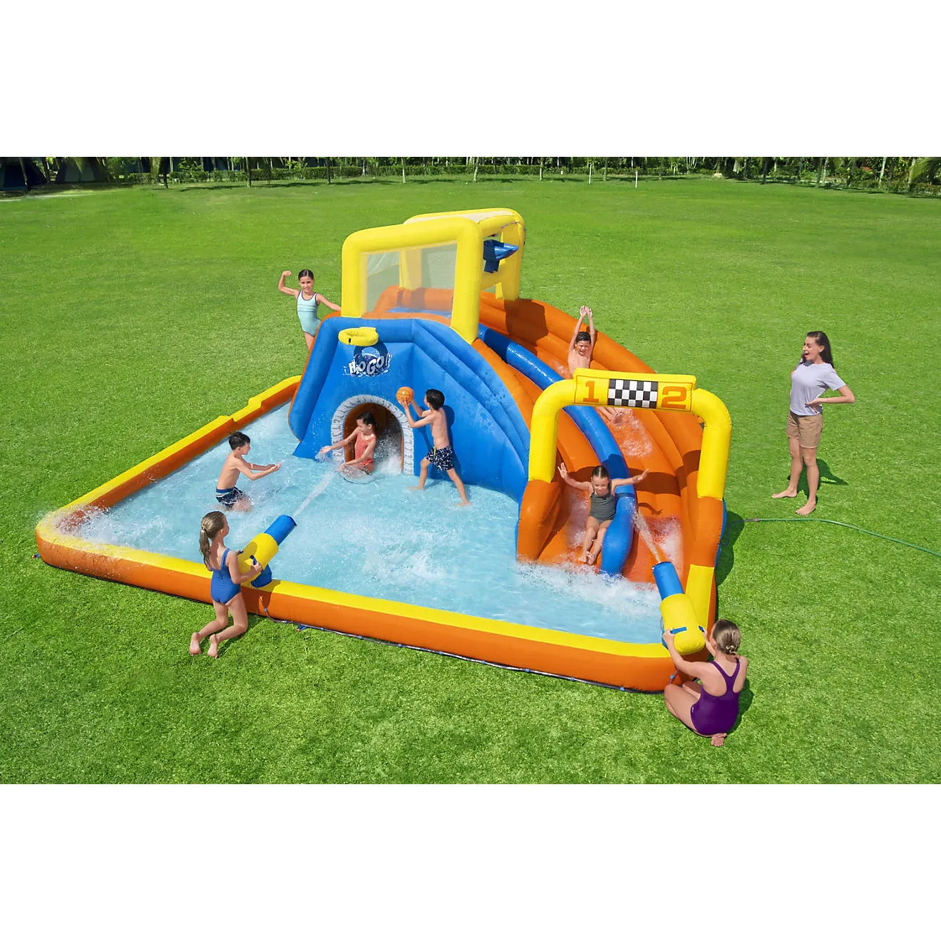 Bestway H2OGO! Super Speedway Mega Water Park (18'1" x 16'6" x 8'8"/5.51m x 5.02m x 2.65m)