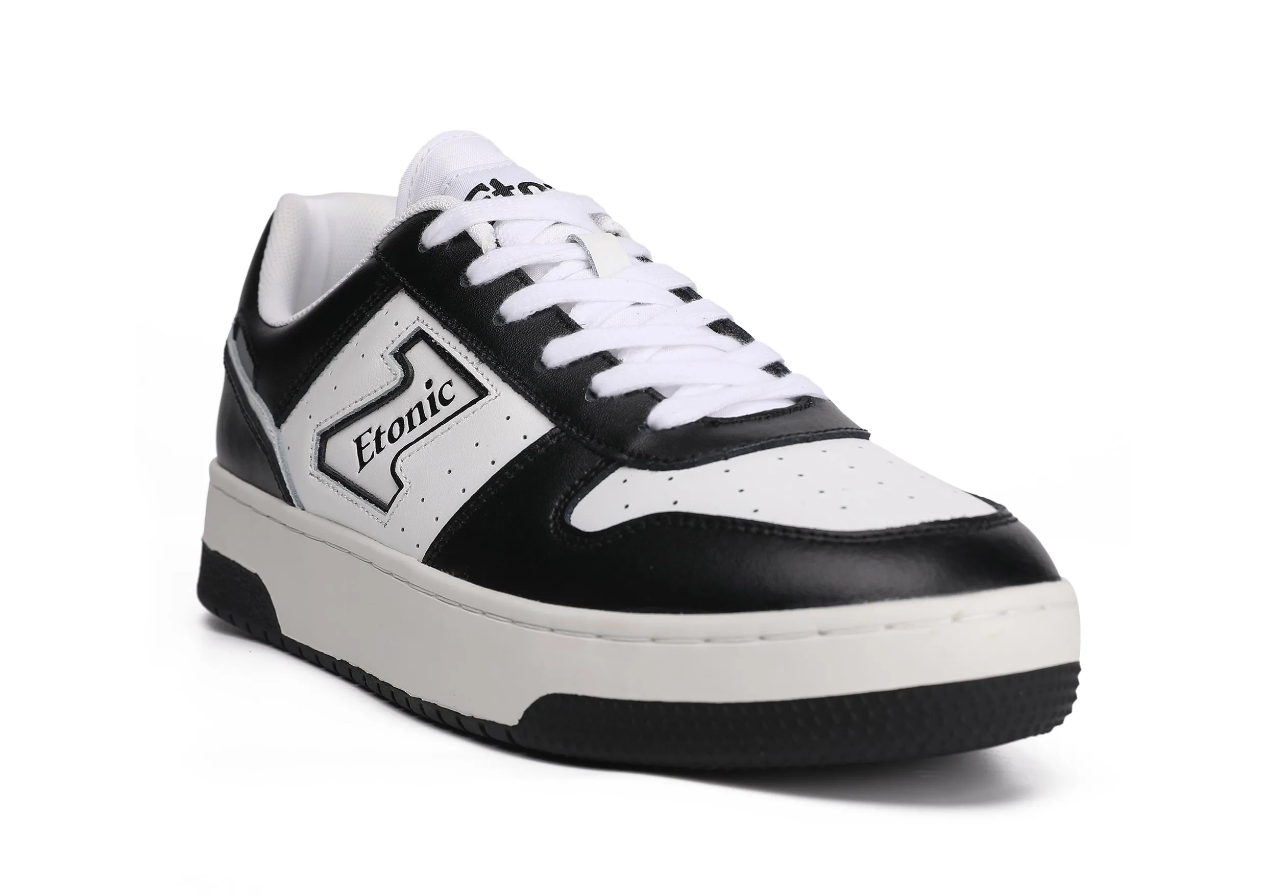 Etonic THE DREAM sneakers in white and black leather.