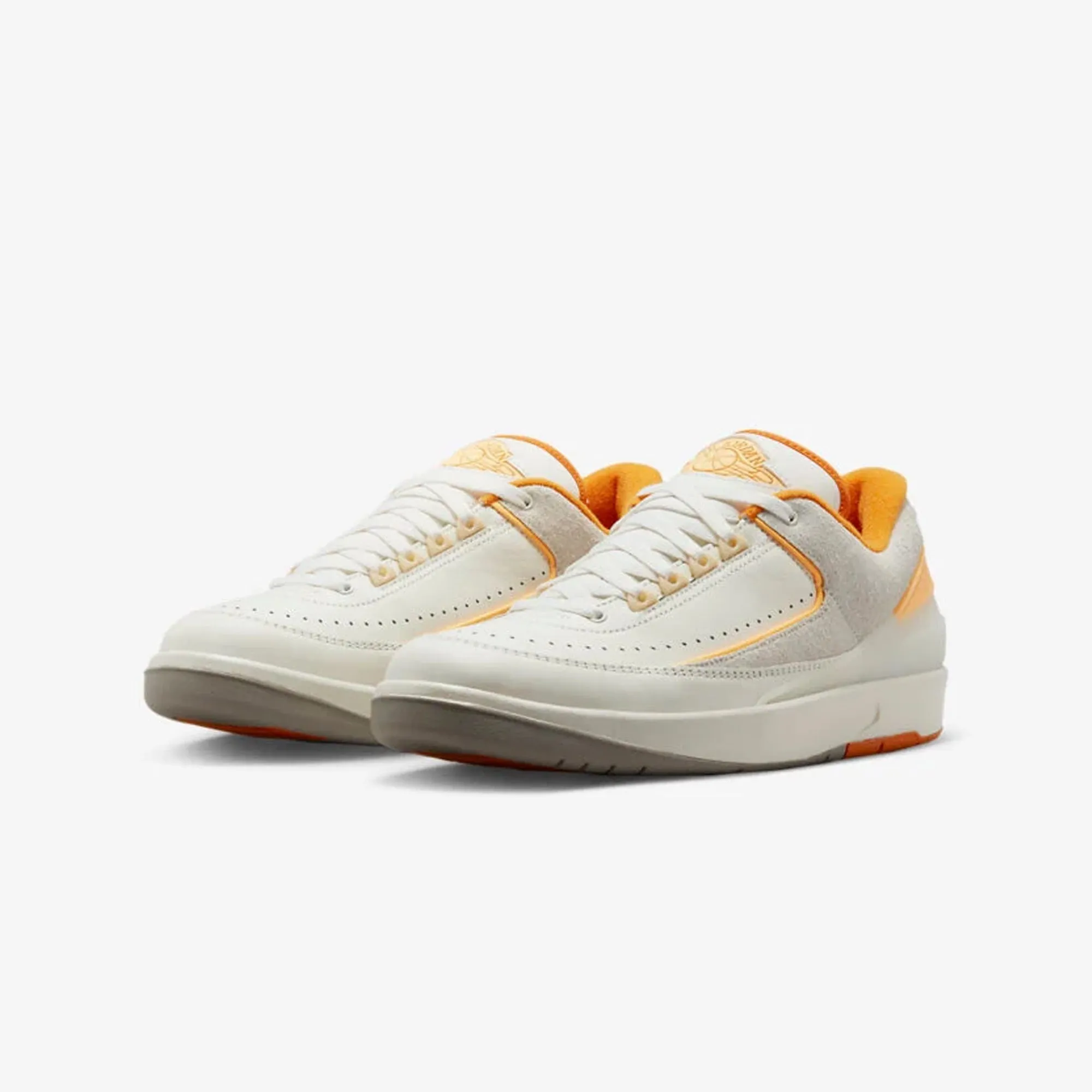 Jordan | AIR JORDAN 2 RETRO LOW  { SAIL/MELON TINT-LIGHT CURRY-COBBLESTONE