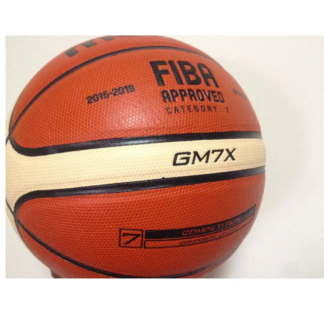 Molten GM7X FIBA Basketball -