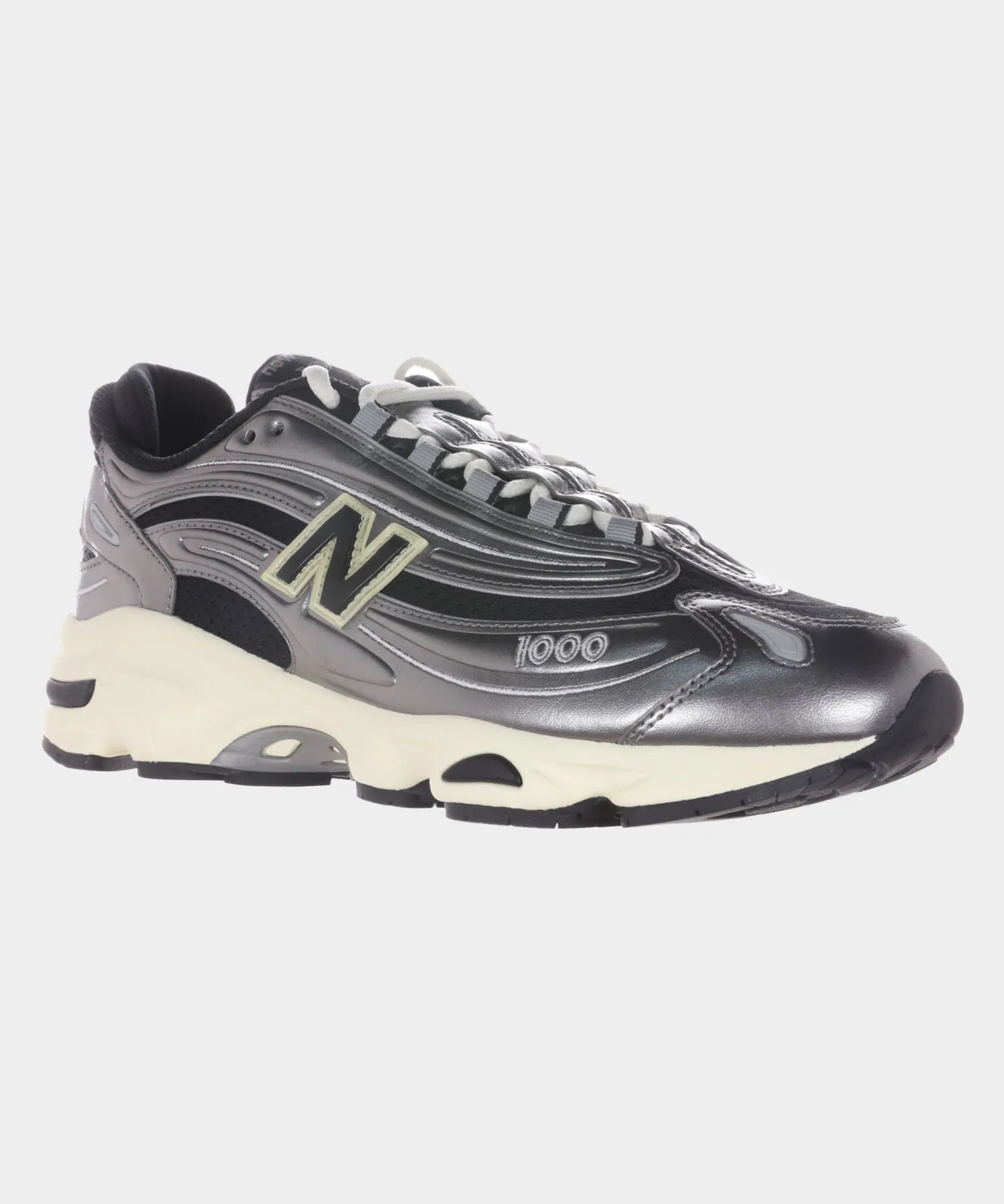 New Balance M1000 in Silver Metallic