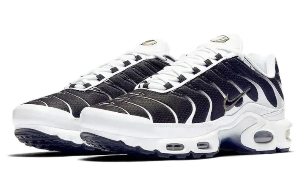 Nike Air Max Plus White Black Killer Whale Men's