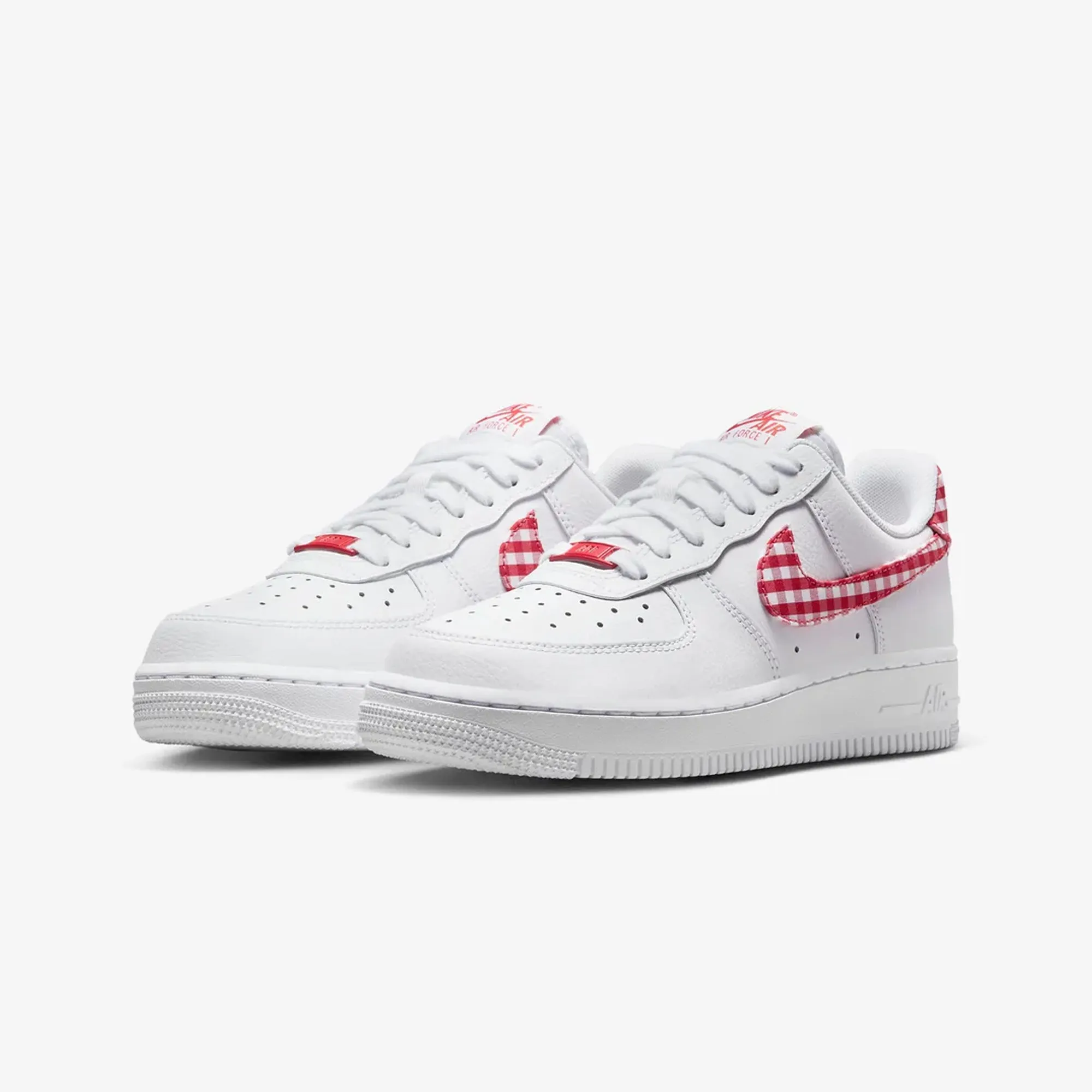 Nike | WMN'S AIR FORCE 1 '07 { WHITE/MYSTIC RED