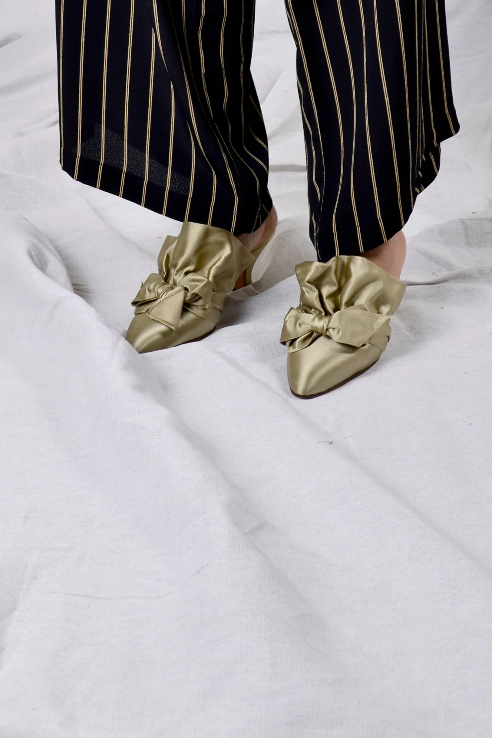 Unworn 1980s Manolo Blahnik Ruffled Mules with Satin Bow 39