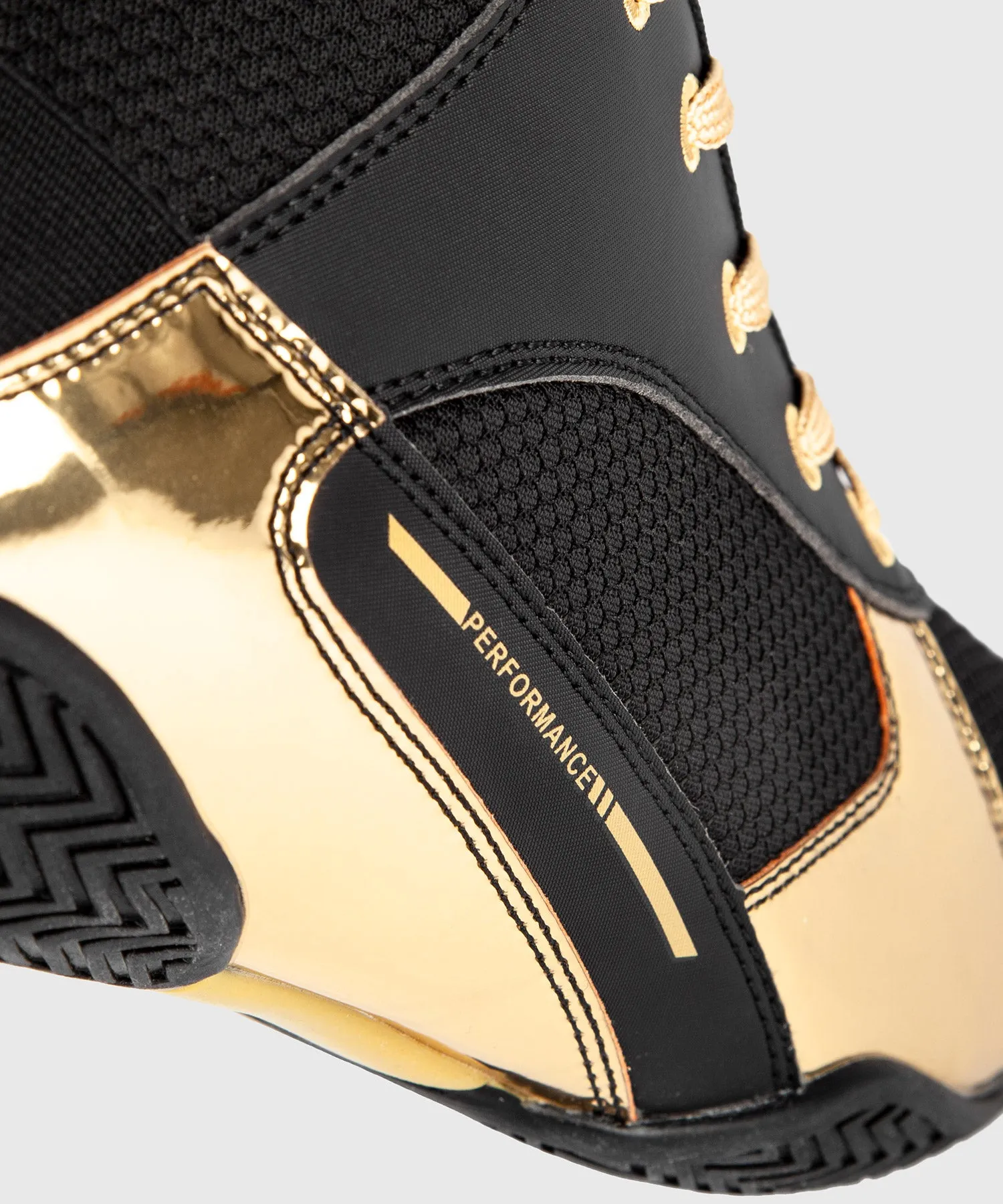 Venum Elite Boxing Shoes - Black/Gold