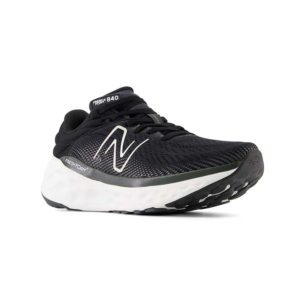 Women's Fresh Foam X 840v1 Running Shoe - Black/Blacktop - Extra Wide (2E)